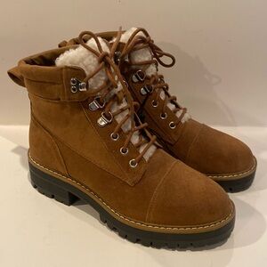 NWT Size 8 Time N Tru suede like utility style boot.